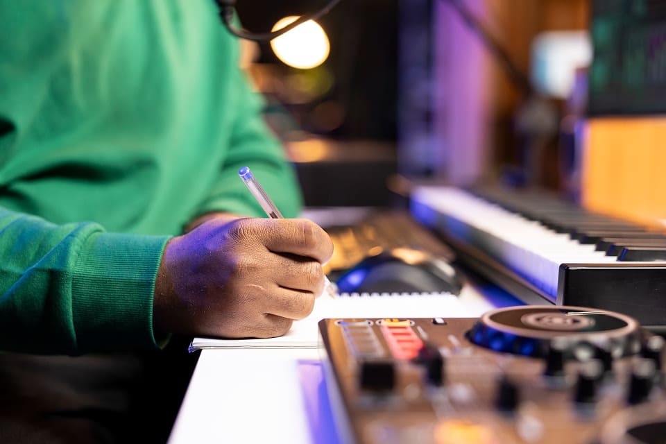 música (2)